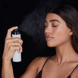 بخاخ تثبيت المكياج من Hourglass Veil™ Soft Focus بحجم 120 مل