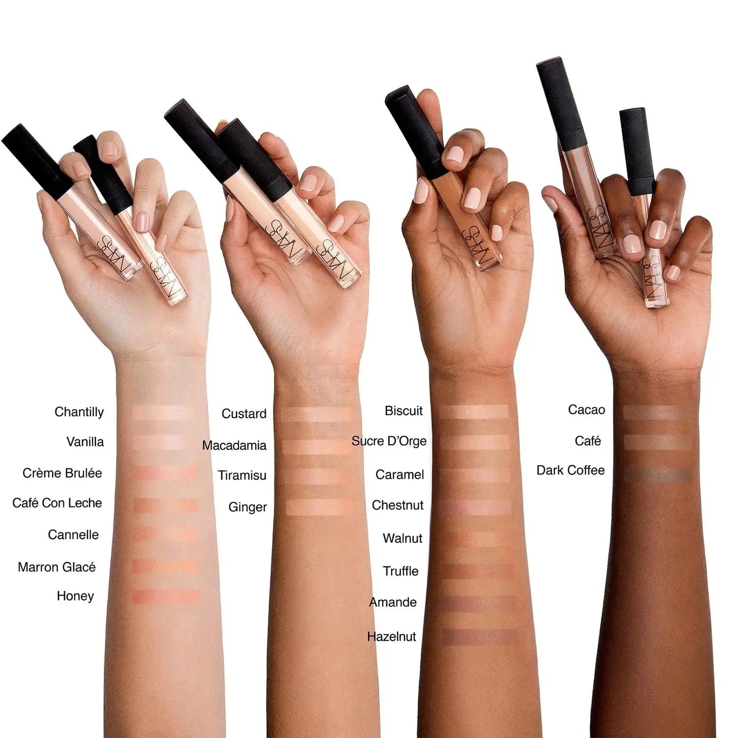 NARS Radiant Creamy Concealer Cannelle - applicator and product dispensing