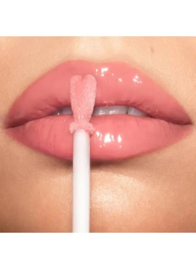Ingredients and benefits of Charlotte Tilbury Collagen Lip Bath including marine collagen and peptides