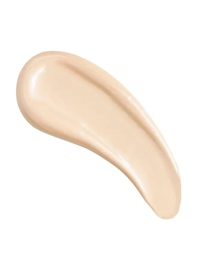 Charlotte Tilbury Magic Away Concealer 4 Fair applicator close-up showing cushion tip