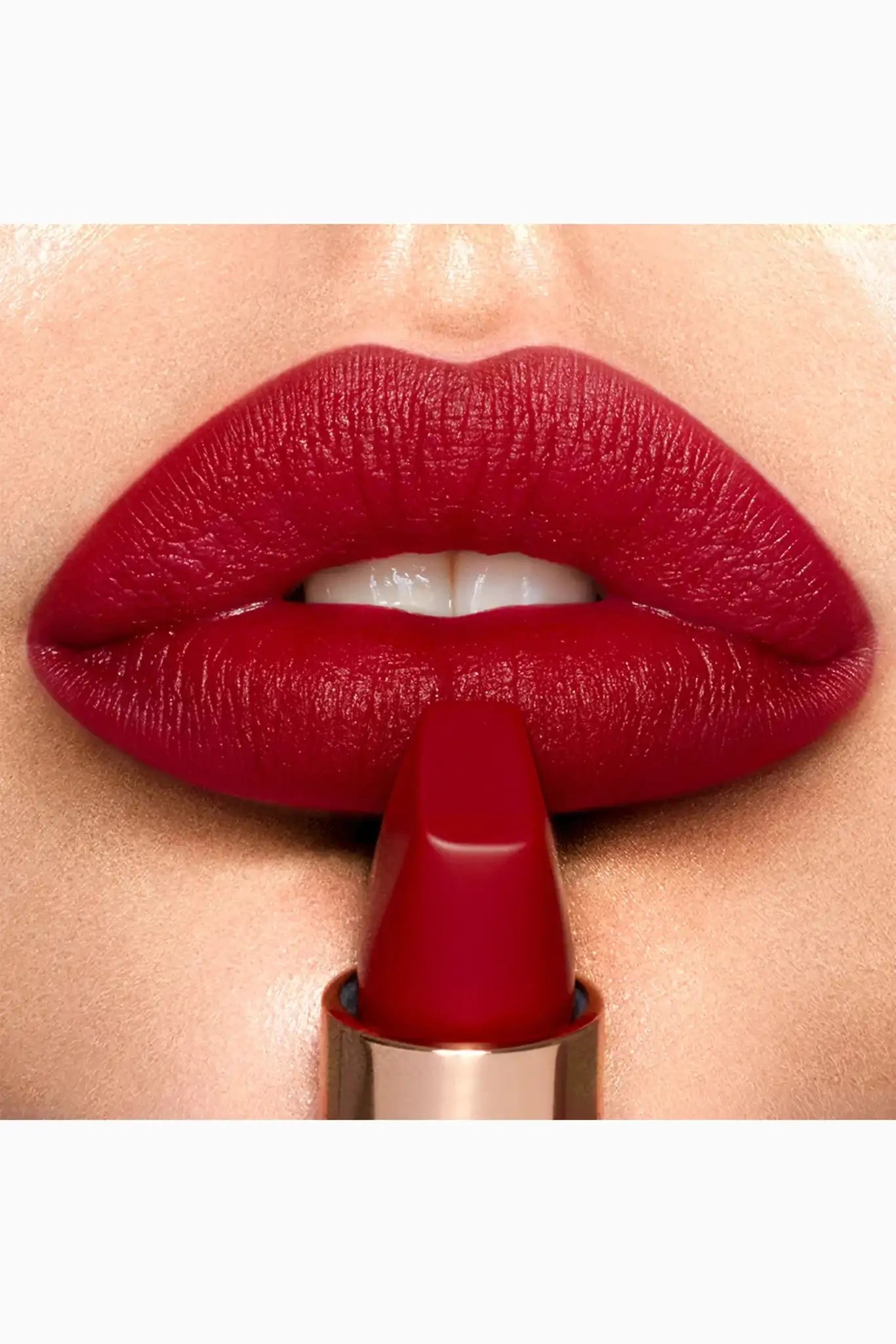 Charlotte Tilbury Matte Revolution Lipstick Red Carpet Red - full face application